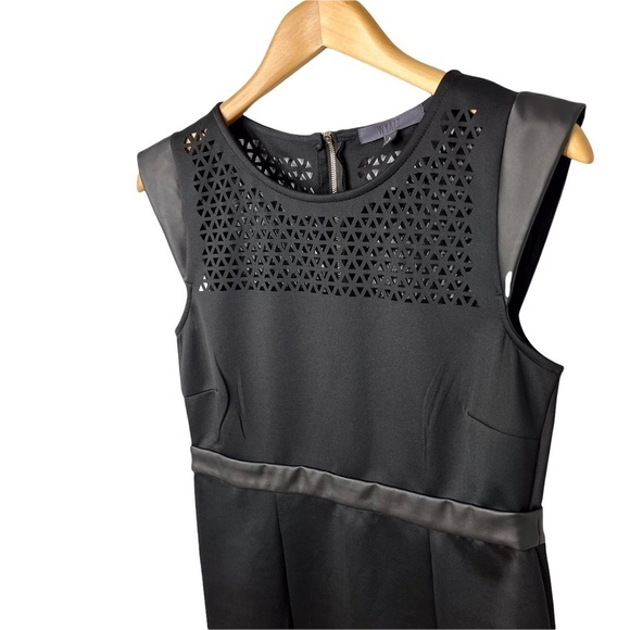 Wyatt Sheath Dress Perforated Black Faux Leather Cap Sleeve Size Large - Picture 3 of 9